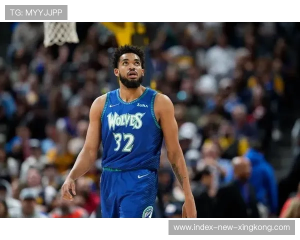 唐斯外线稳稳发炮，森林狼火力全开