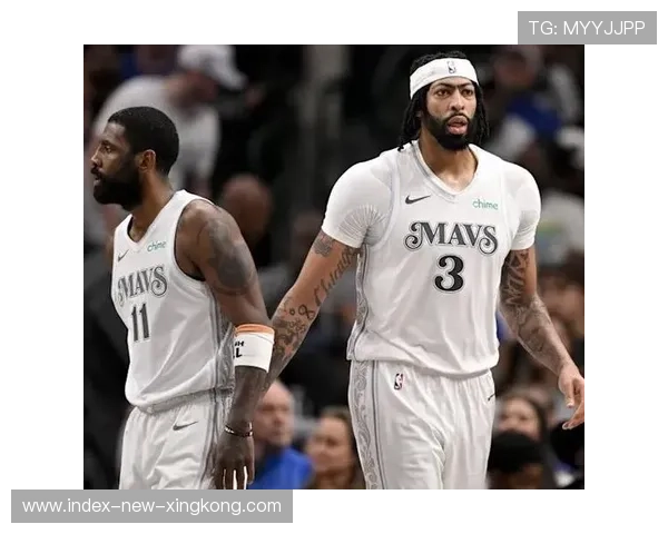 安东尼·戴维斯交易传闻再起，独行侠准备送走超级内线